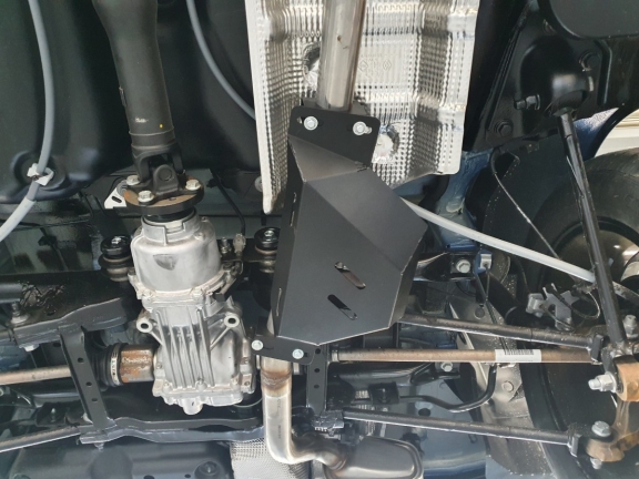 Steel sump guard for Dacia Duster 4x4 - promotional package