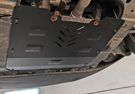 Steel sump guard for the protection of the engine and the gearbox for Lancia Delta 3
