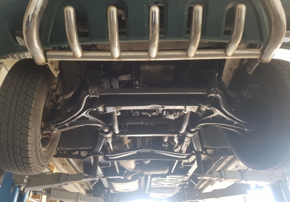 Steel gearbox guard for Mercedes ML W163