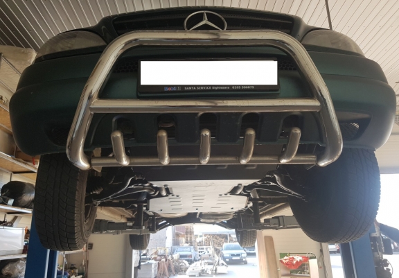 Steel gearbox guard for Mercedes ML W163