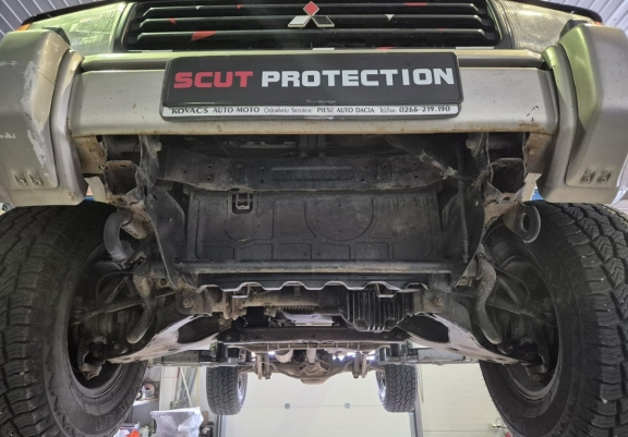 Steel sump guard for the protection of the engine and the radiator for Mitsubishi Shogun 3 (V60, V70)