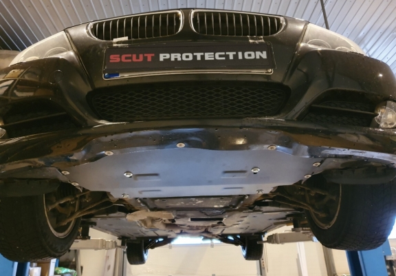 Steel radiator guard for BMW seria 3 - E90