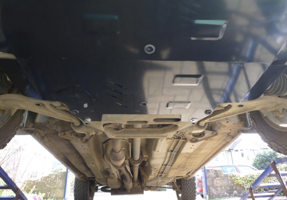 Steel sump guard for Nissan X-Trail T30
