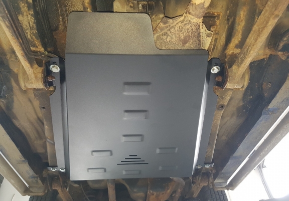 Steel transfer case guard for Suzuki Jimny