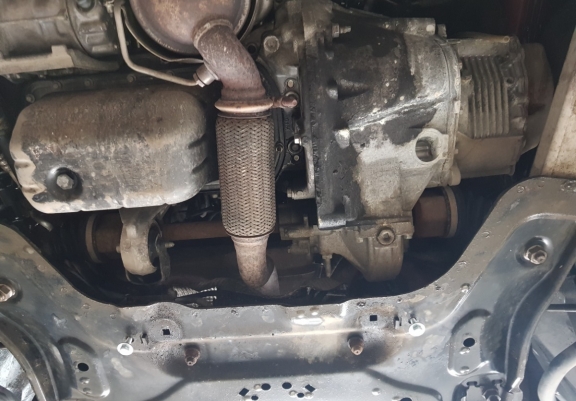 Steel sump guard for Peugeot Partner